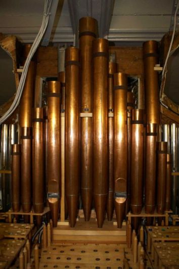 Orgeldetailfoto Schüssler-Wolf-Orgel Neumark