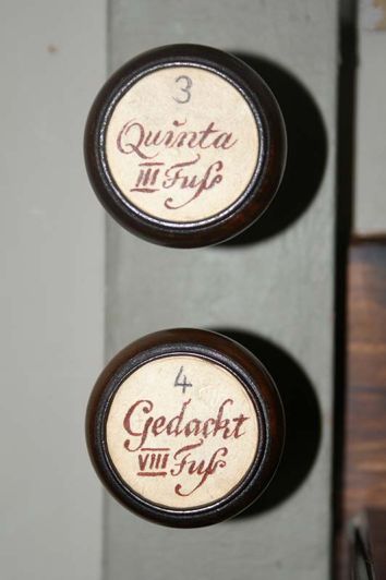 Orgeldetailfoto Justinus-Ehrenfried-Gerhard-Orgel Jena-Ziegenhain