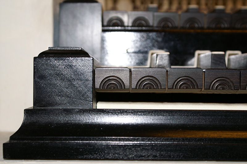 Orgeldetailfoto Johann-Christoph-Dinger-Orgel Herrengosserstedt